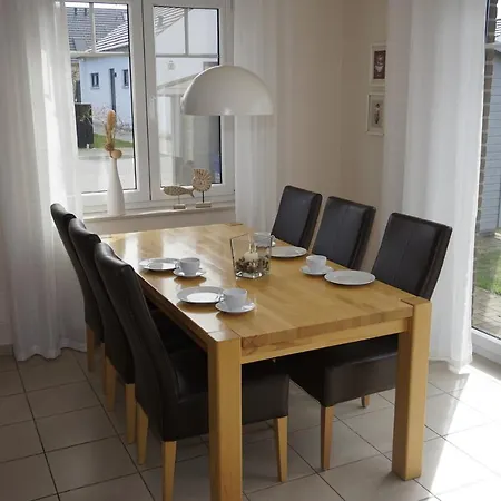 Ostseeferienhaus Bernsteinring 5 Hotel Zierow